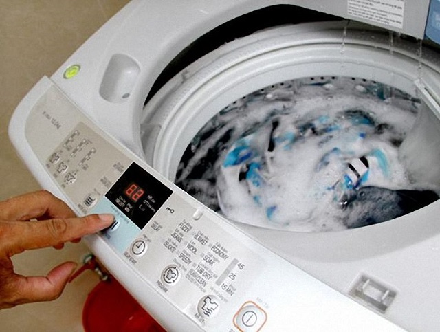Lỗi máy giặt không xả nước là gì? 