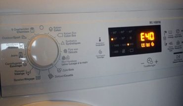 Cách sửa máy giặt Electrolux bị lỗi E40 đơn giản