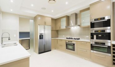 Vị trí để tủ lạnh trong nhà bếp thuận tiện để nấu nướng