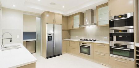 Vị trí để tủ lạnh trong nhà bếp thuận tiện để nấu nướng